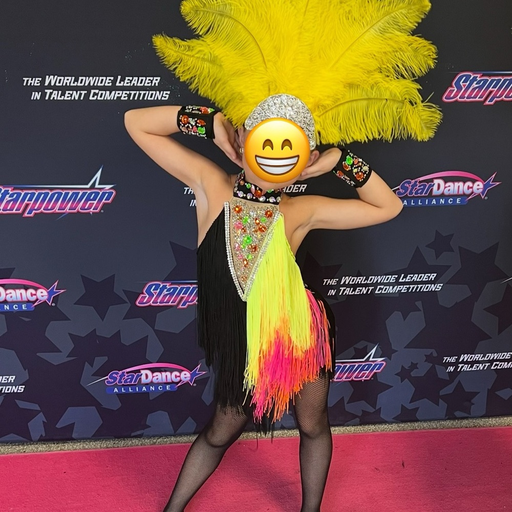 Child’s Glamour Costume Size MC